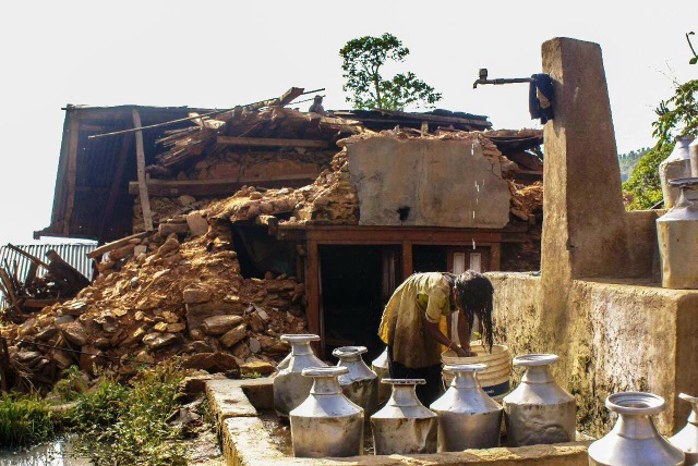 Dilapidated community tap as a source for drinking and bathing in a rural village in Sindhupalchowk district of Central Nepal (Photo: Peshal Pokhrel)