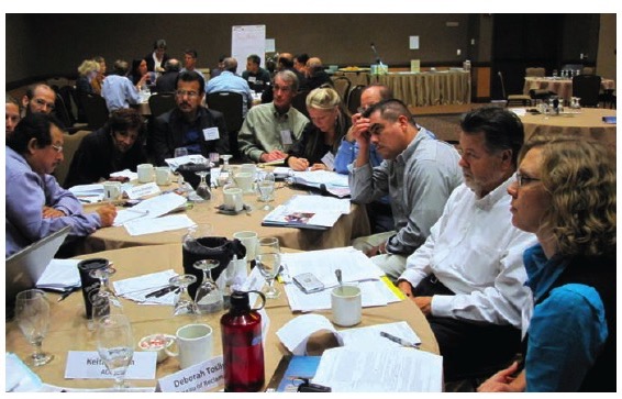 Binational science-policy dialogue convened in Tucson, Ariz., too discuss transboundary groundwater governance. Among the stakeholders were city, state, and federal officials from both countries, NGOs, and physical and social scientists (Photo: P. Vandervoet)
